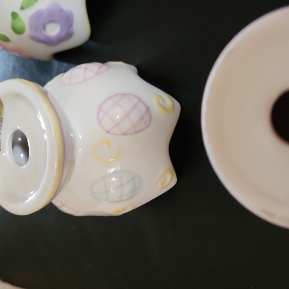 EUC Vintage GKA 2 sets of Easter egg ceramic cups for eggs - Picture 8 of 9